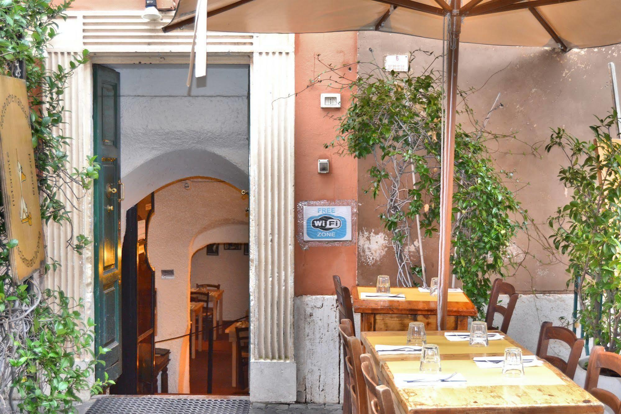 Hotel Hello Trastevere - Roma