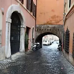 Hello Trastevere - Bed & Breakfast